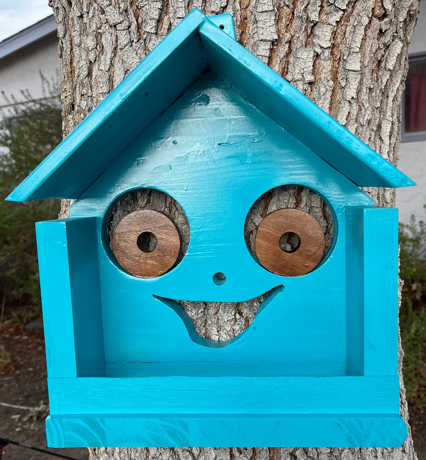 Happy Bird Feeder