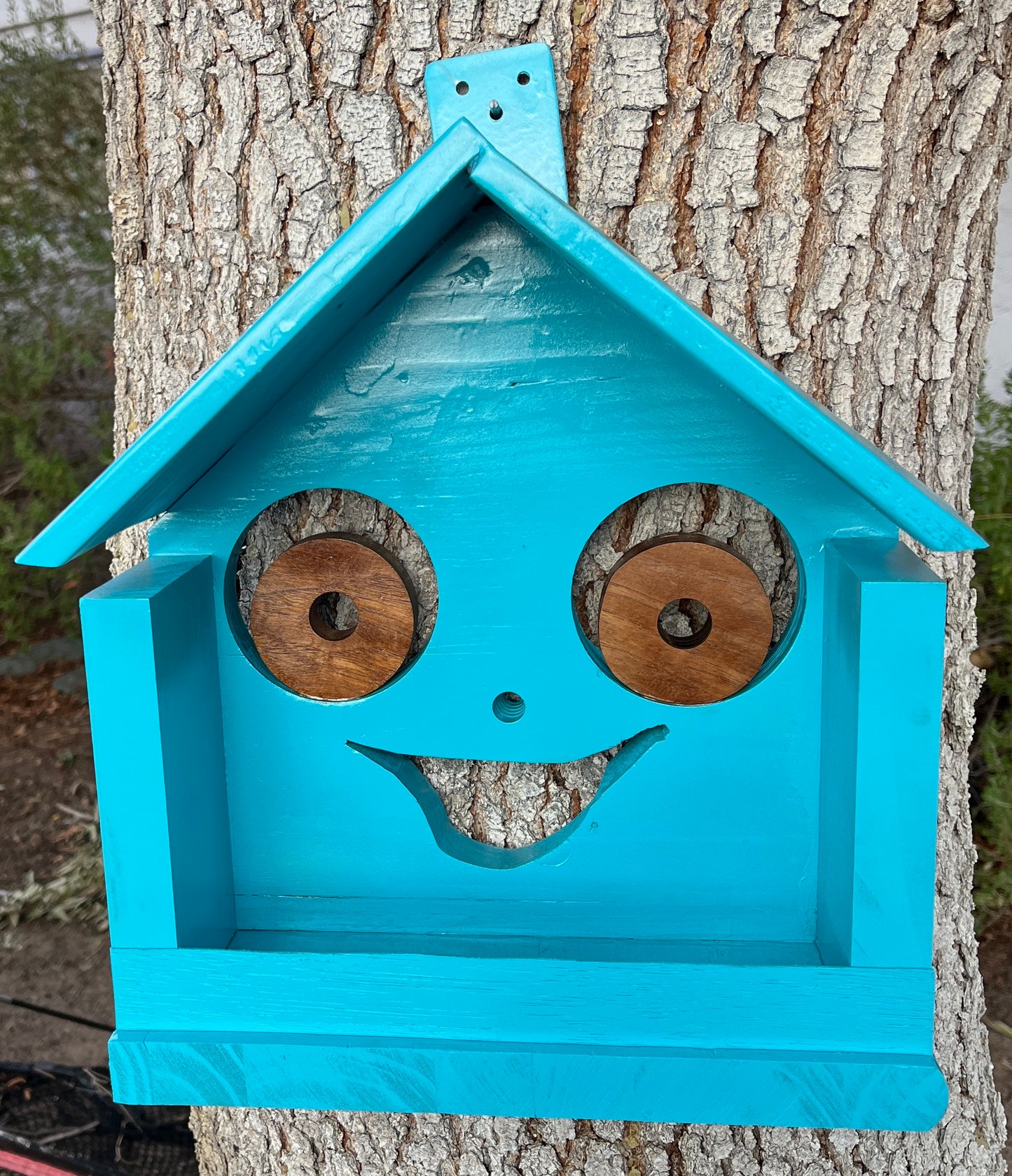 Happy Bird Feeder