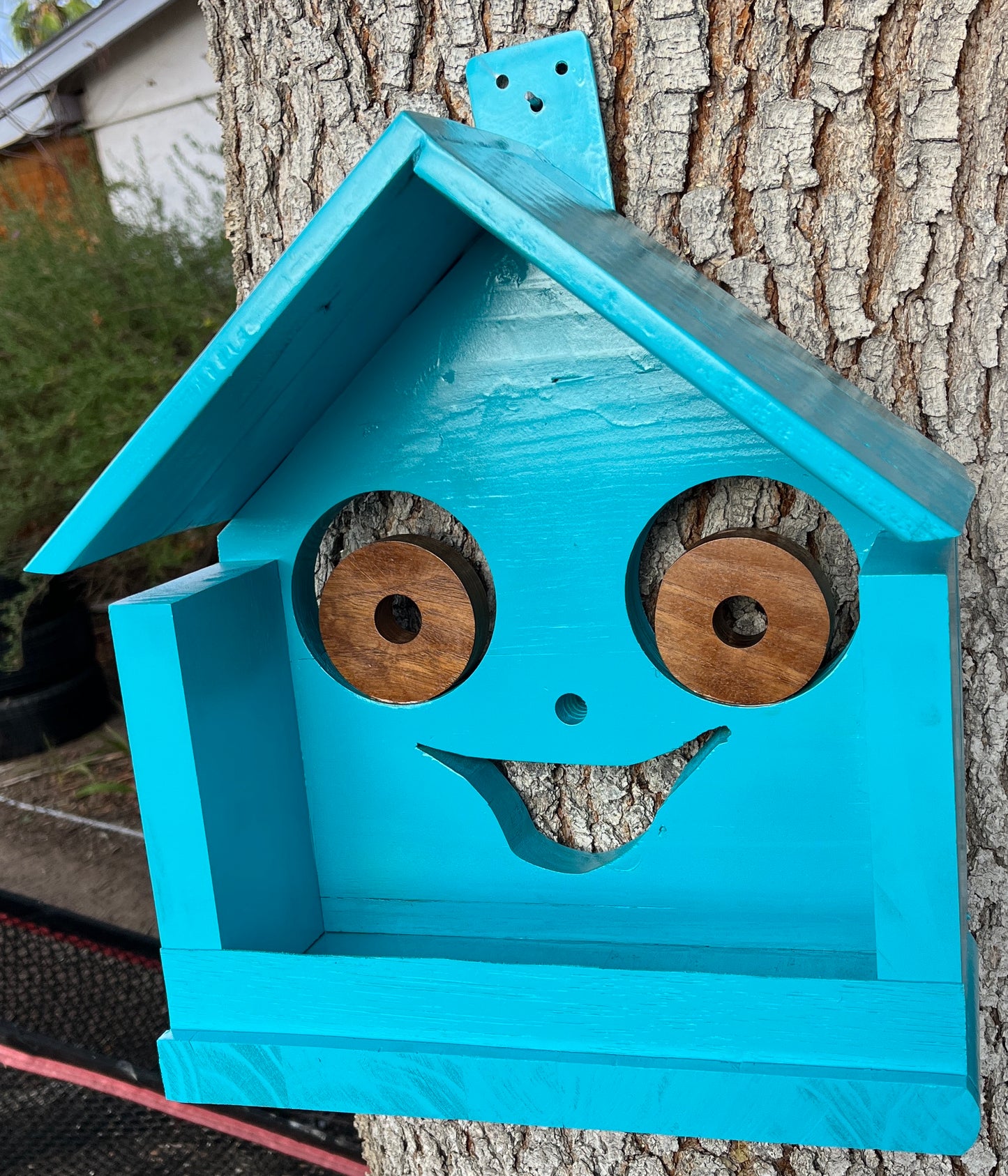 Happy Bird Feeder