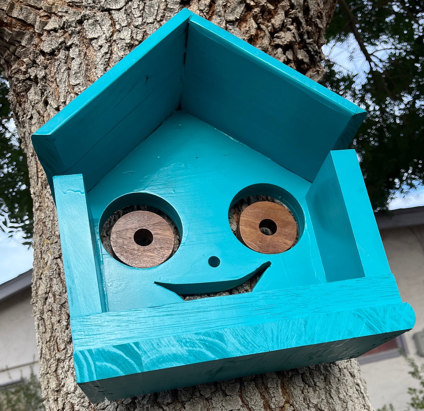 Happy Bird Feeder