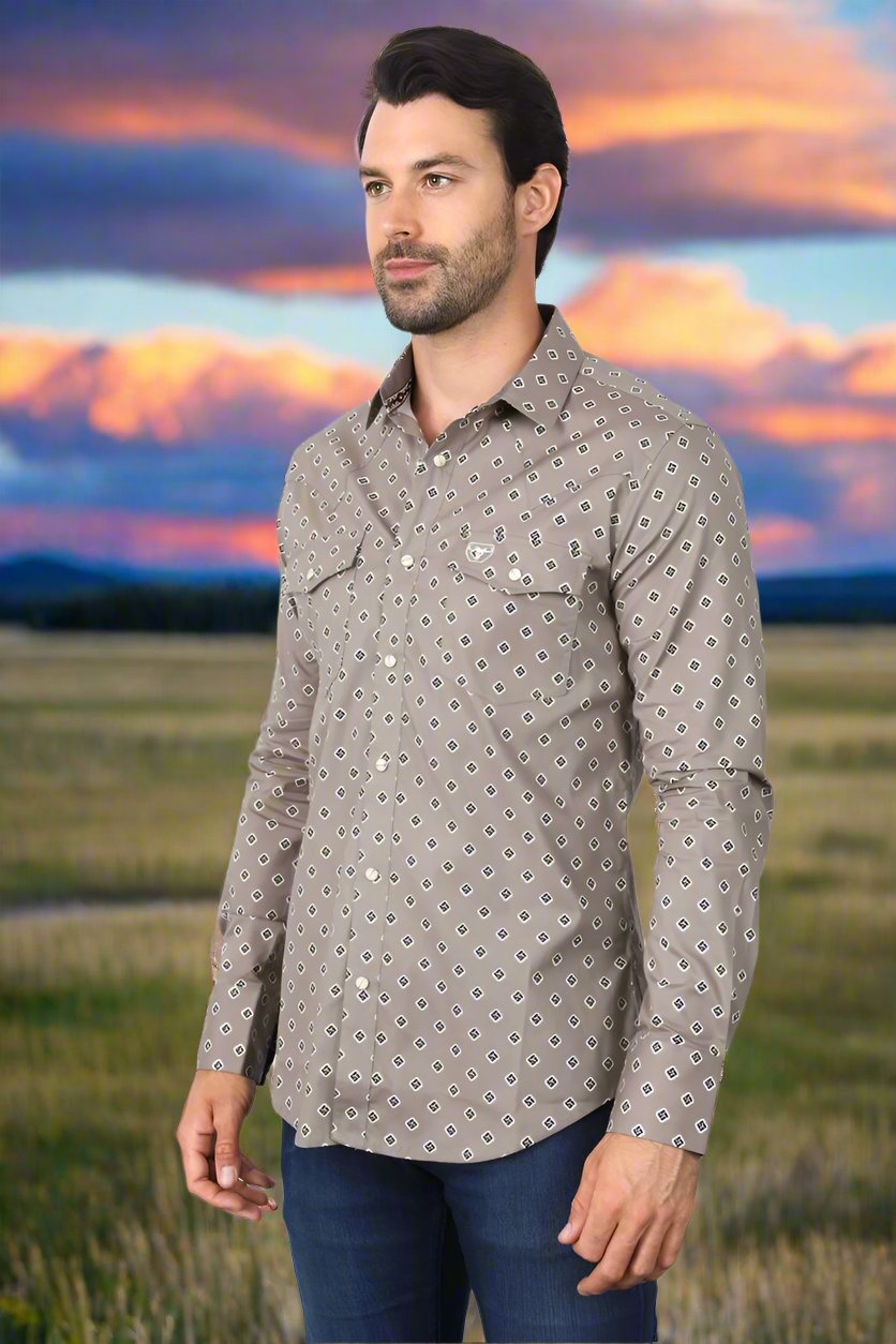 Cotton and Spandex Long Sleeve Shirt with Snaps