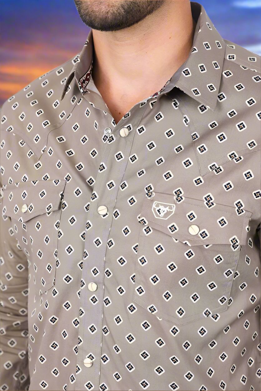 Cotton and Spandex Long Sleeve Shirt with Snaps