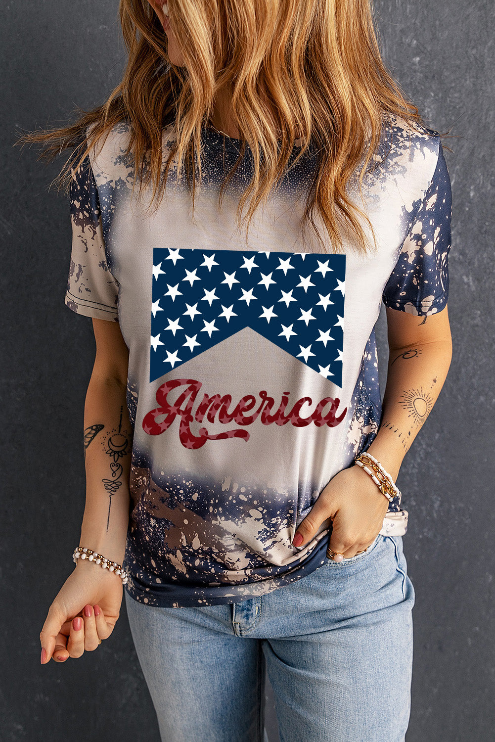 AMERICA Round Neck Short Sleeve T-Shirt in Size S, M, L, XL Multicolor