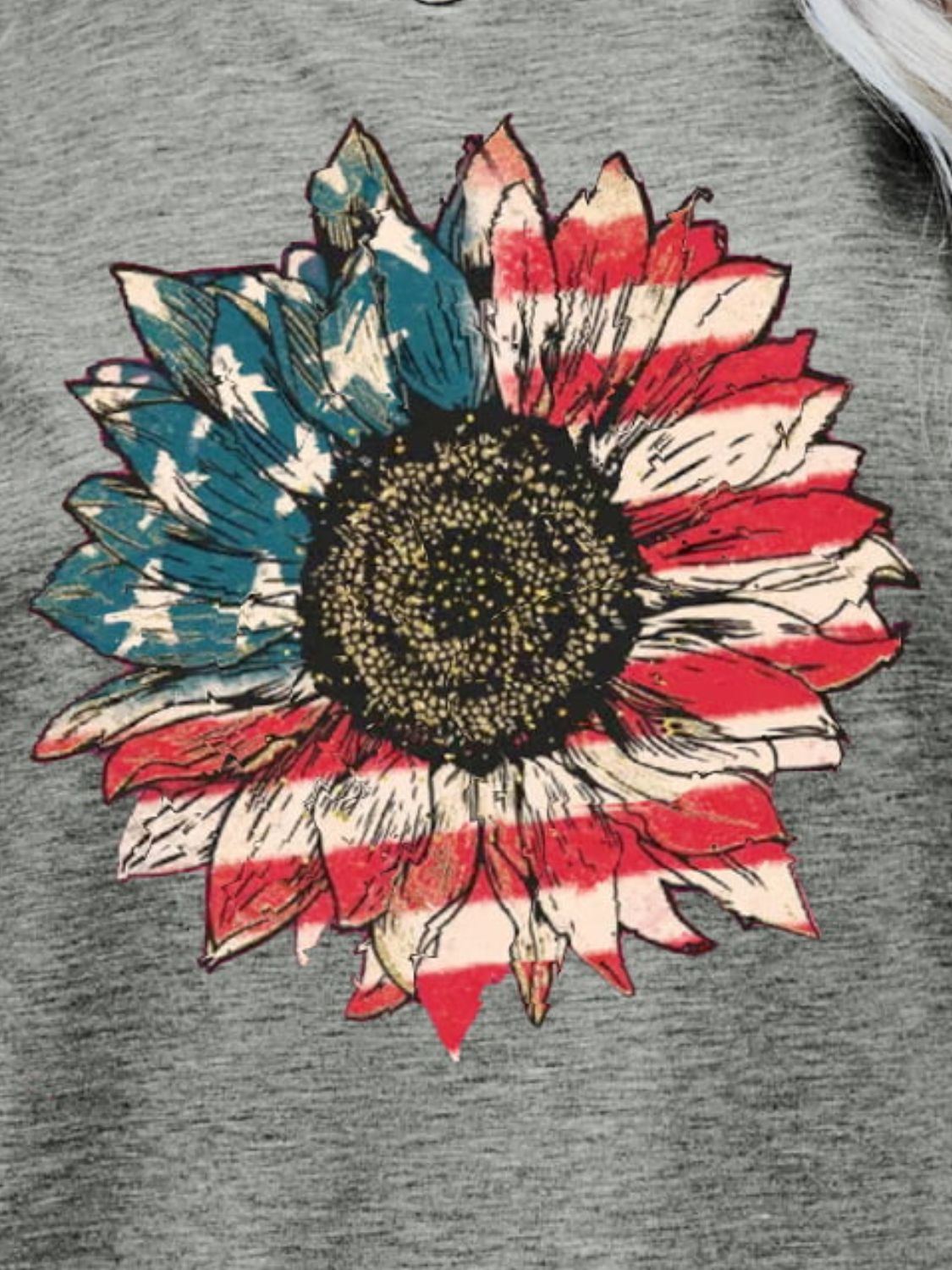 US Flag Flower Graphic Tee in Size S, M, L, XL