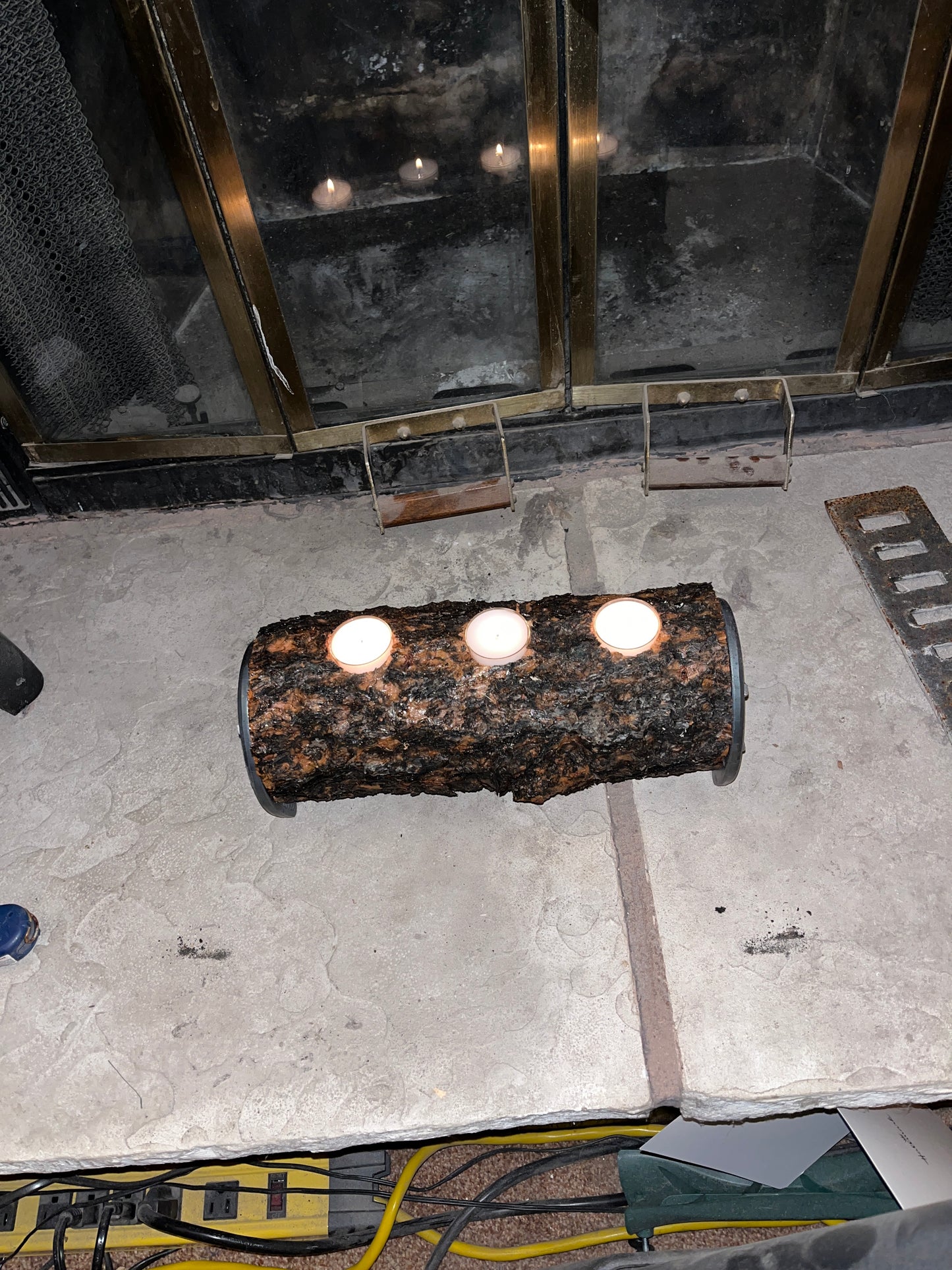 Ponderosa Pine Yule Log with Horseshoe Legs