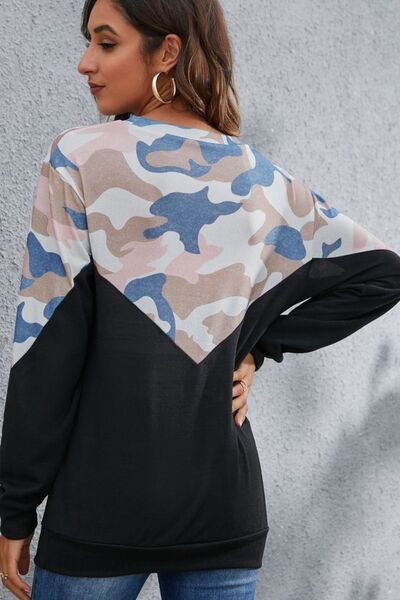 Camouflage Round Neck Long Sleeve Sweatshirt in 4 Color Choices in Size S, M, L, or XL