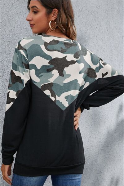 Camouflage Round Neck Long Sleeve Sweatshirt in 4 Color Choices in Size S, M, L, or XL